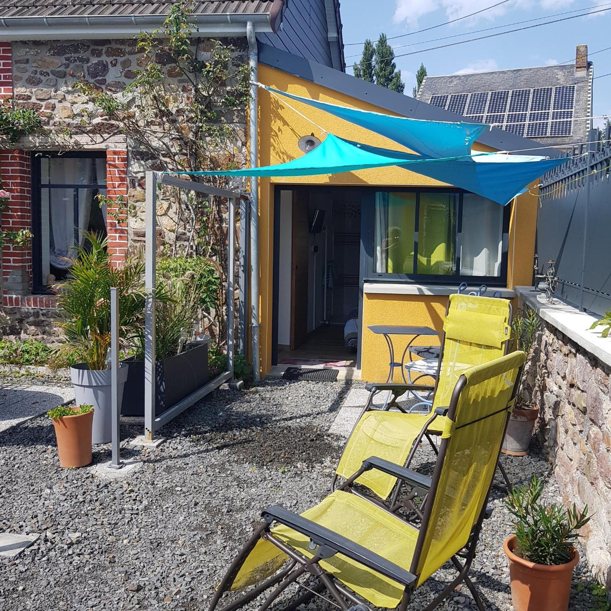 Le Jardin Bed & Breakfast Coudeville Exterior foto